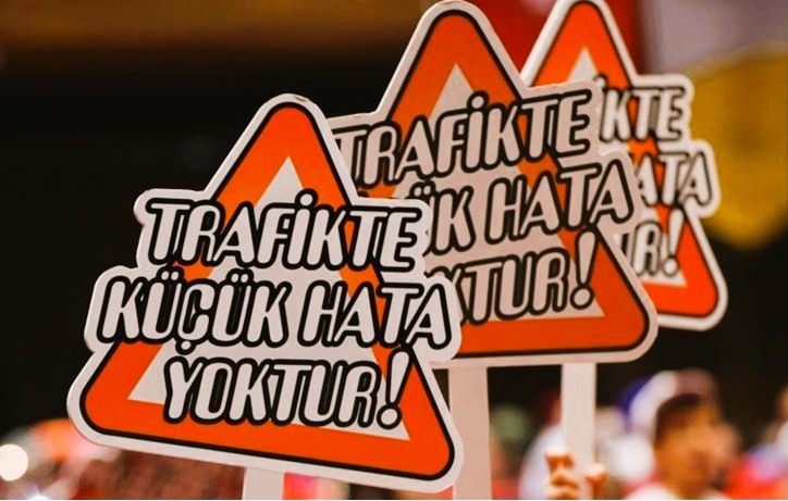 Read more about the article Avcılar’da Trafikte Küçük Hata Yoktur etkinliği düzenlendi